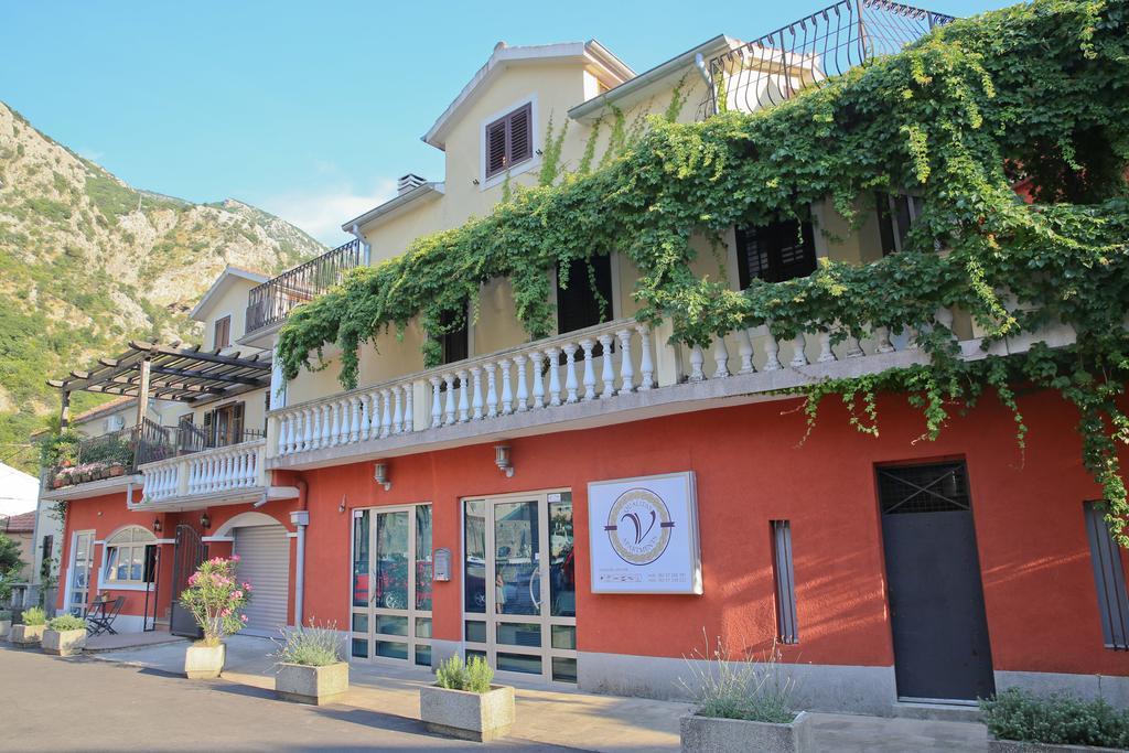 Apartments Qualitas Kotor Exterior photo