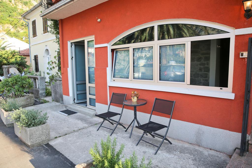 Apartments Qualitas Kotor Exterior photo