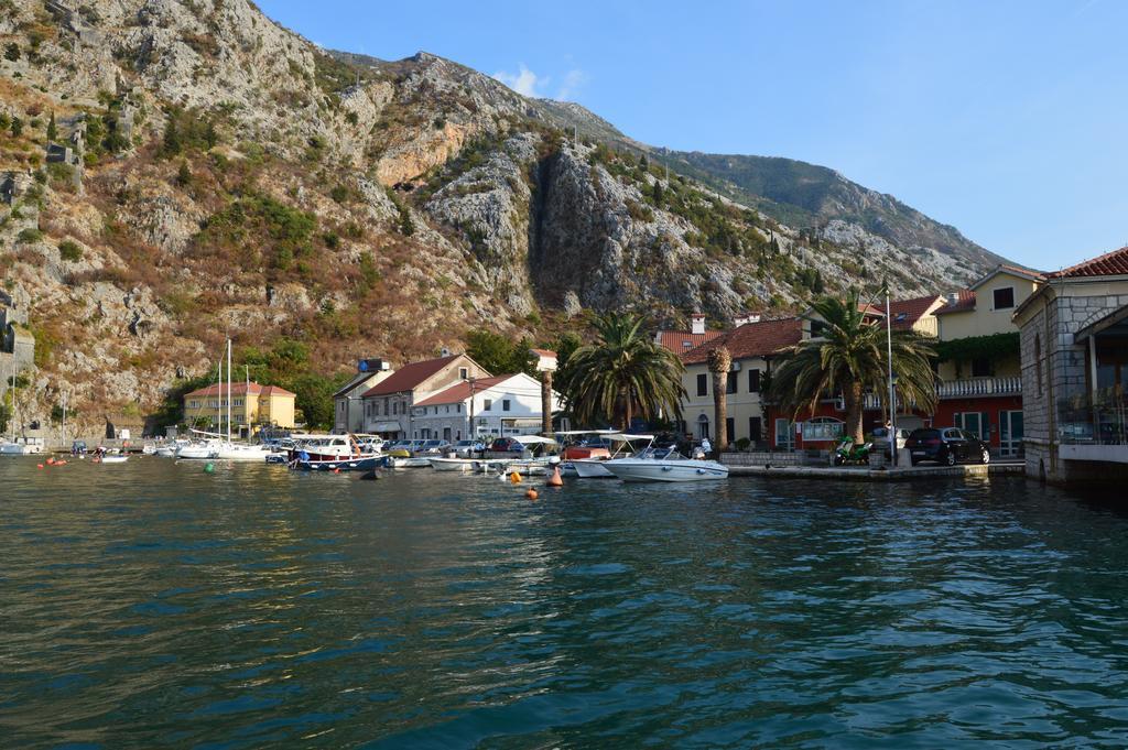 Apartments Qualitas Kotor Exterior photo